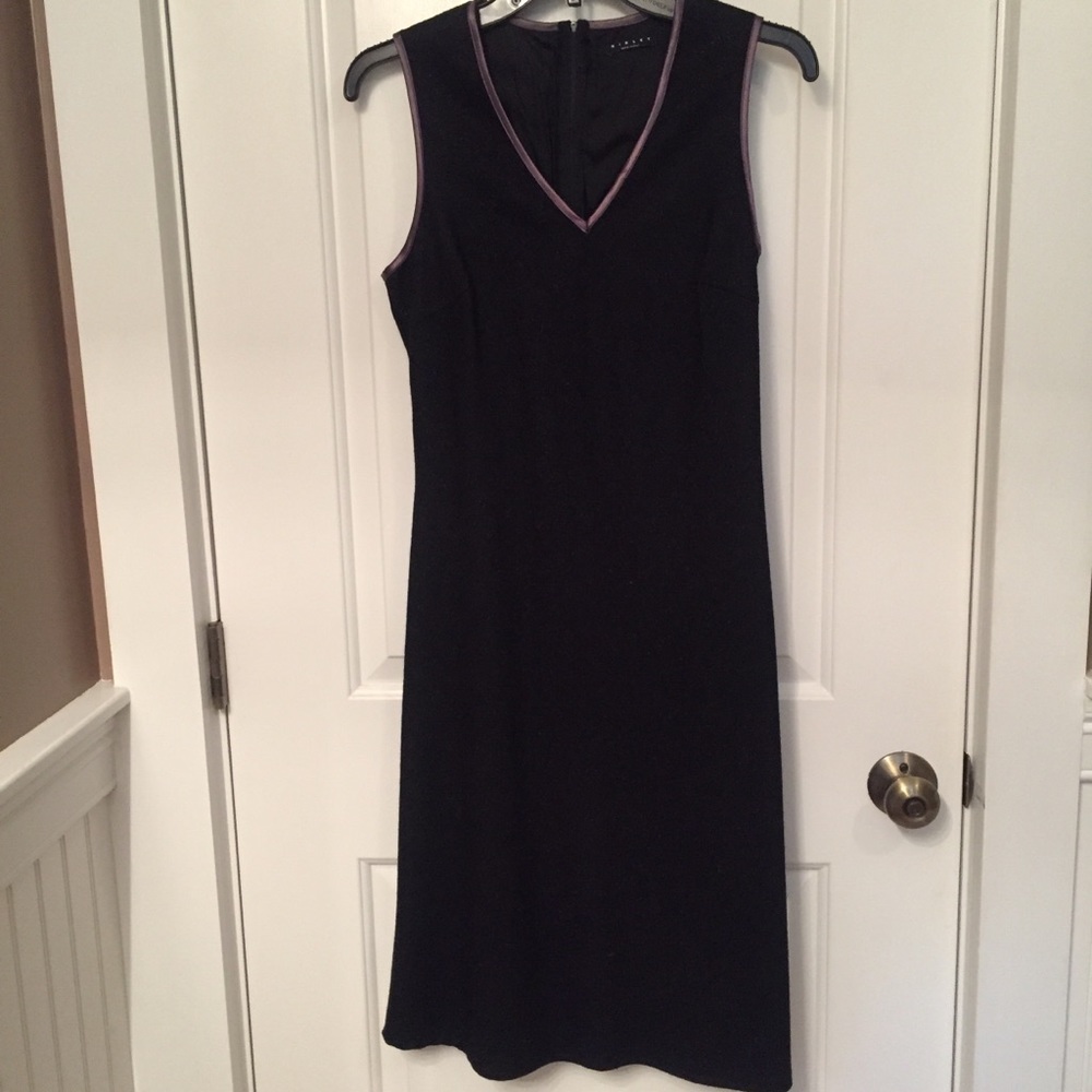 SISLEY DRESS BLACK V-NECK SLEEVELESS SHIFT Size S